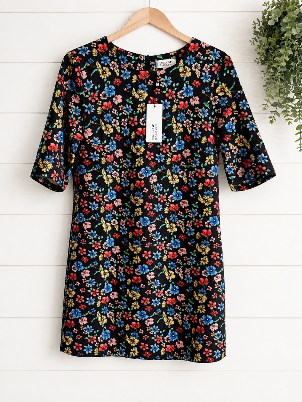 Molly Bracken NWT Black Floral 3/4 Sleeve Sheath Dress Size M